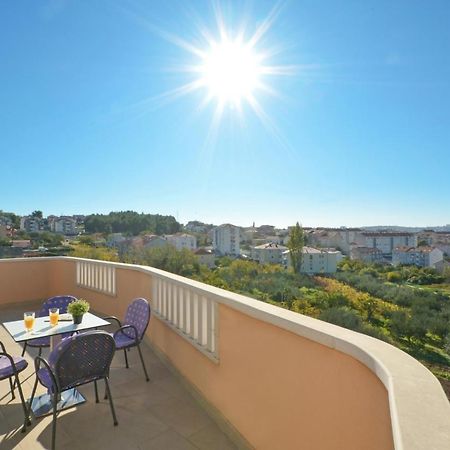 Apartmani Adela Солин Екстериор снимка